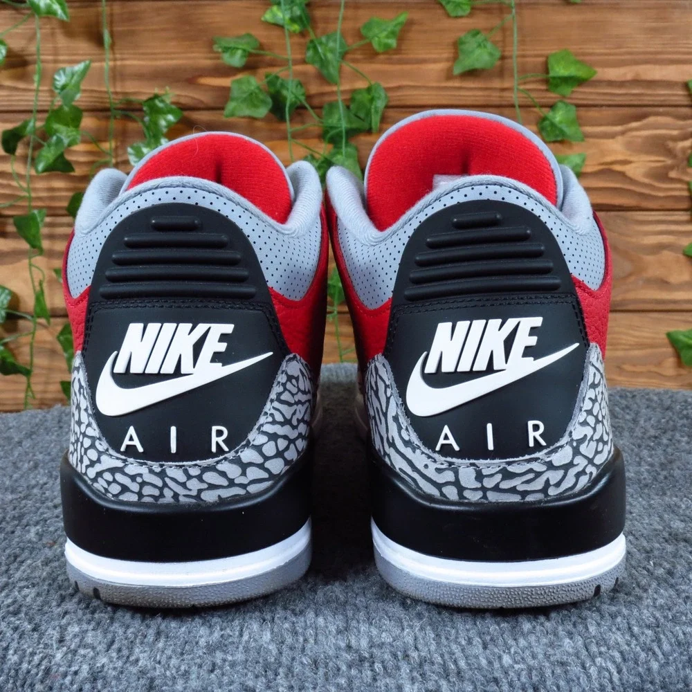 Nike‎ Air Jordan 3 Retro SE Unite CHI Exclusive Mens Basketball Shoes Sz 9.5 Red